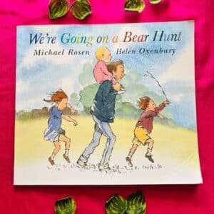 We're Going on a Bear Hunt: Picture Story Book