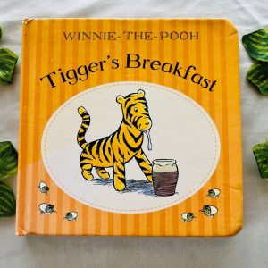 Winnie the Pooh: Tigger's Breakfast Board Book
